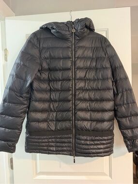 Moncler Lightweight Hooded Puffer Jacket - Black
